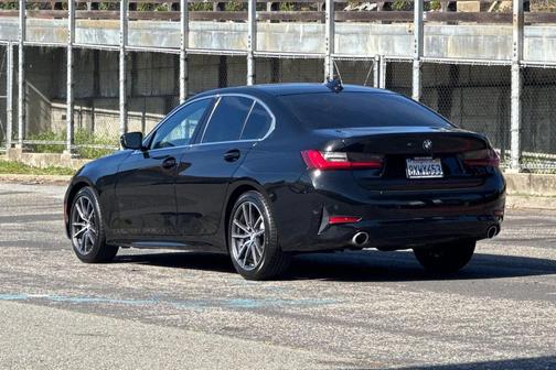2019 BMW 330 330i