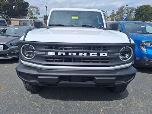 Oxford White 2025 Ford Bronco Big Bend