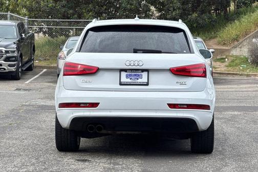Glacier White Metallic 2015 Audi Q3 2.0T Premium Plus