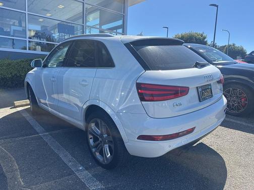 Glacier White Metallic 2015 Audi Q3 2.0T Premium Plus