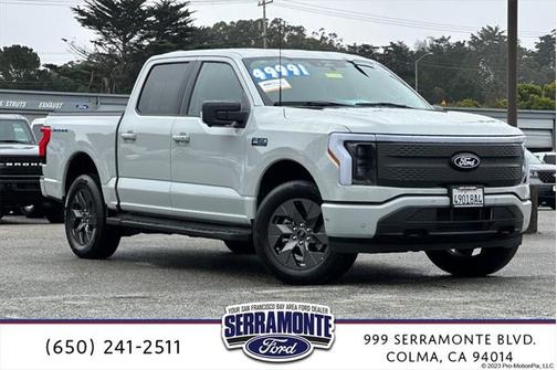 2024 Ford F-150 Lightning Flash