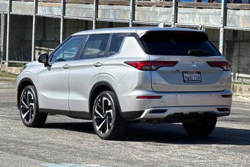 2023 Mitsubishi Outlander SE Special Editiont S-AWC