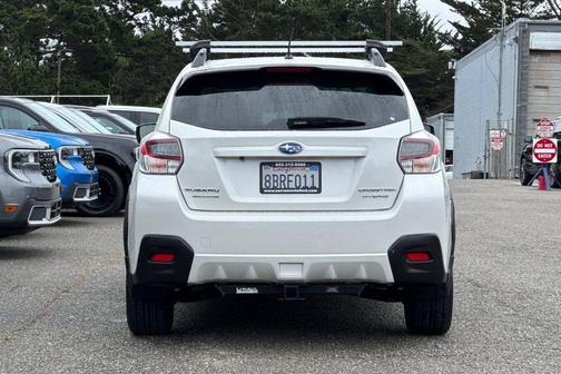 Crystal White Pearl 2016 Subaru Crosstrek Hybrid Base