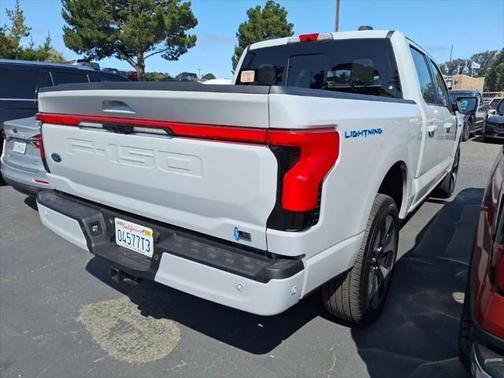 2023 Ford F-150 Lightning Platinum