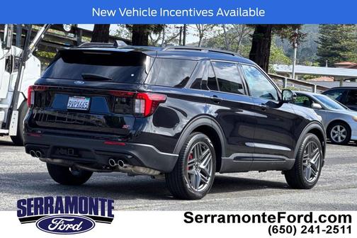 Agate Black Metallic 2026 Ford Explorer ST