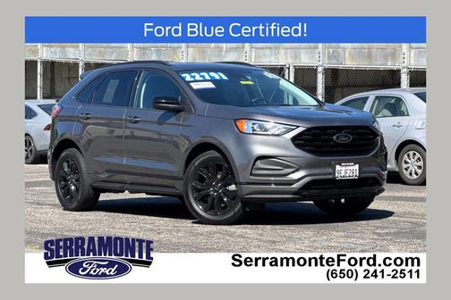 Carbonized Gray Metallic 2022 Ford Edge SE
