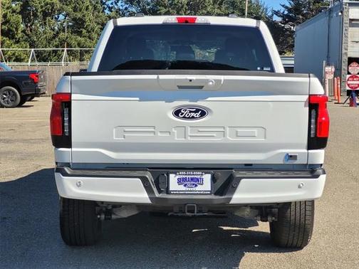 2025 Ford F-150 Lightning Flash