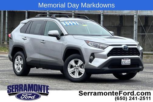 Silver Sky Metallic 2021 Toyota RAV4 Hybrid XLE