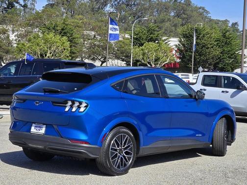 2026 Ford Mustang Mach-E Premium