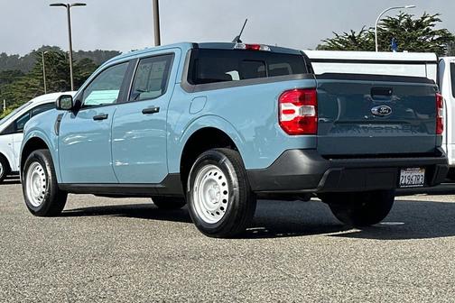 2022 Ford Maverick XL