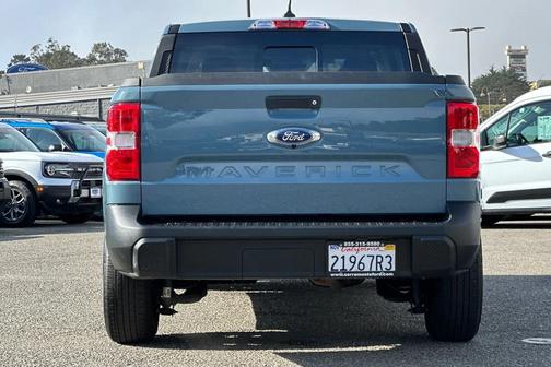 2022 Ford Maverick XL