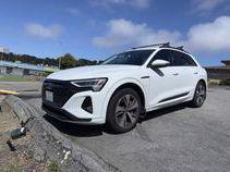 Glacier White Metallic 2024 Audi Q8 e-tron Premium