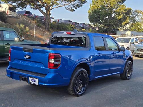 2026 Ford Maverick Lobo Standard