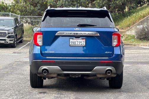 Atlas Blue Metallic 2021 Ford Explorer Limited