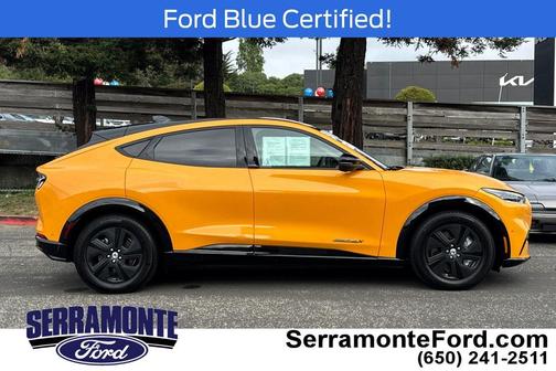 Cyber Orange Metallic Tricoat 2022 Ford Mustang Mach-E California Route 1