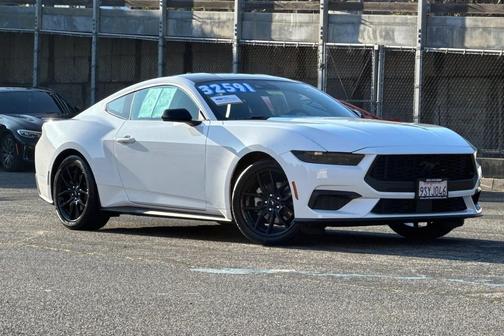 2025 Ford Mustang EcoBoost