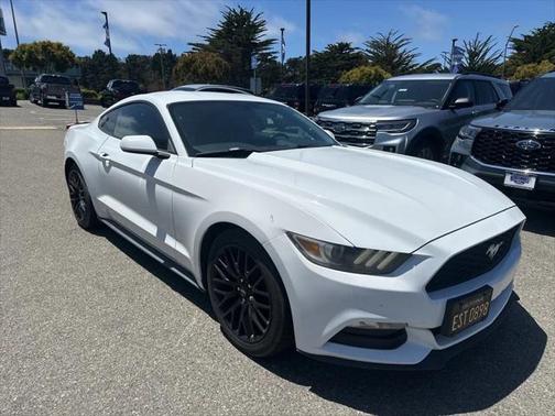 2016 Ford Mustang V6