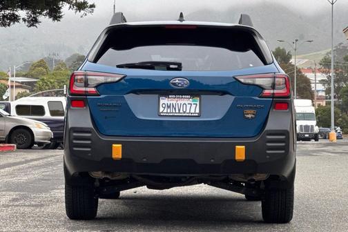Geyser Blue 2024 Subaru Outback Wilderness