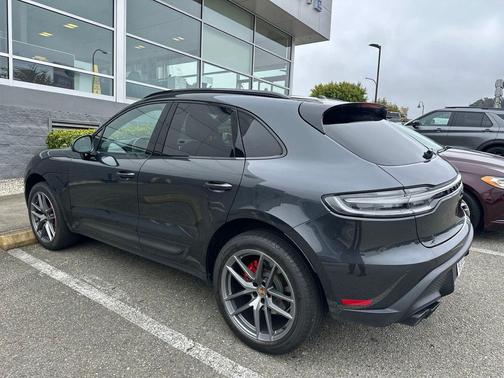 Volcano Grey 2022 Porsche Macan Macan