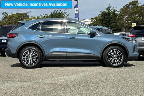 2025 Ford Escape PHEV SE