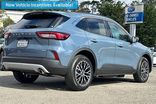 2025 Ford Escape PHEV SE