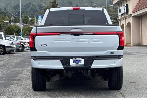 2025 Ford F-150 Lightning LARIAT