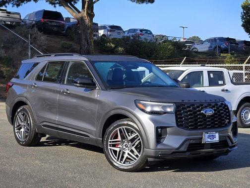 Carbonized Gray Metallic 2026 Ford Explorer ST