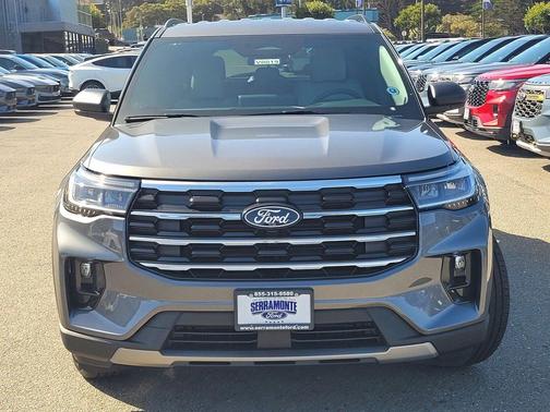 Carbonized Gray Metallic 2027 Ford Explorer Active