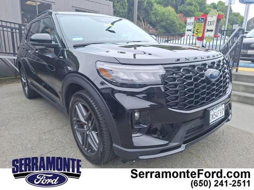 Agate Black Metallic 2026 Ford Explorer ST-Line