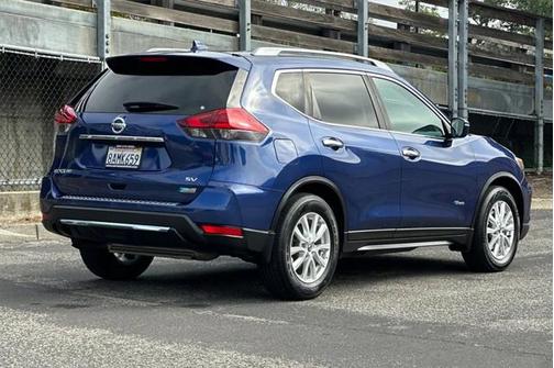 2017 Nissan Rogue Hybrid SV