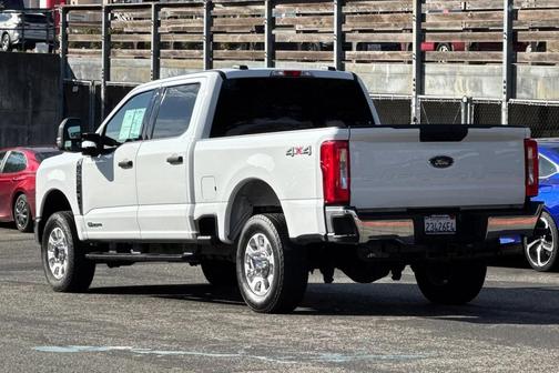 2023 Ford F-350 XLT