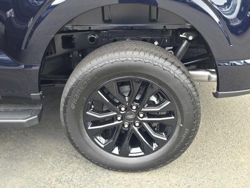 Antimatter Blue Metallic 2026 Ford F-150 Lariat