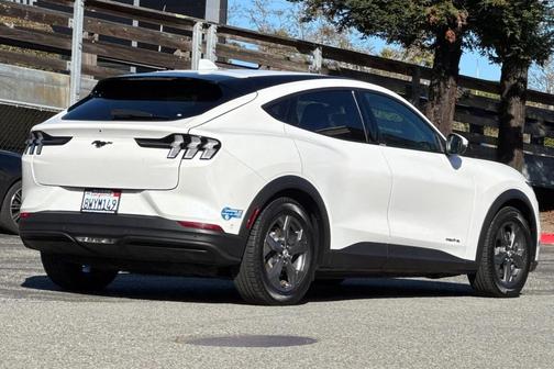 2021 Ford Mustang Mach-E Select