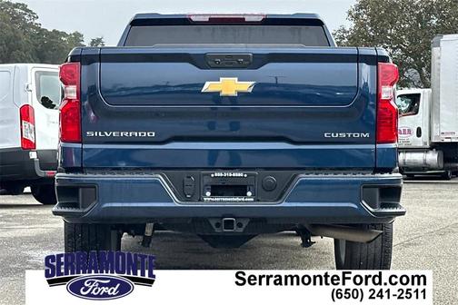 2022 Chevrolet Silverado 1500 Custom
