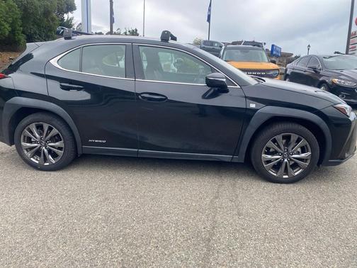 2021 Lexus UX 250h F Sport