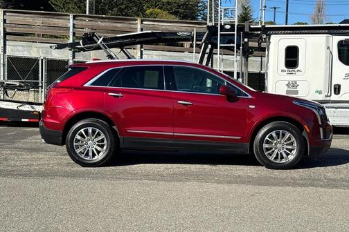2017 Cadillac XT5 Luxury