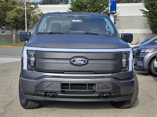 2025 Ford F-150 Lightning XLT