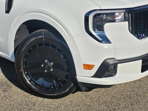 2025 Ford Maverick Lobo Standard
