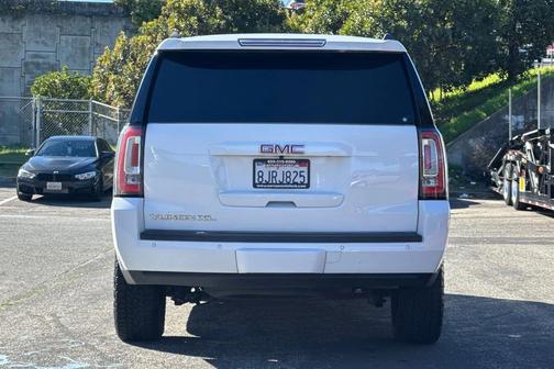 2018 GMC Yukon XL SLT