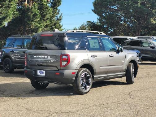 Carbonized Gray Metallic 2025 Ford Bronco Sport Outer Banks