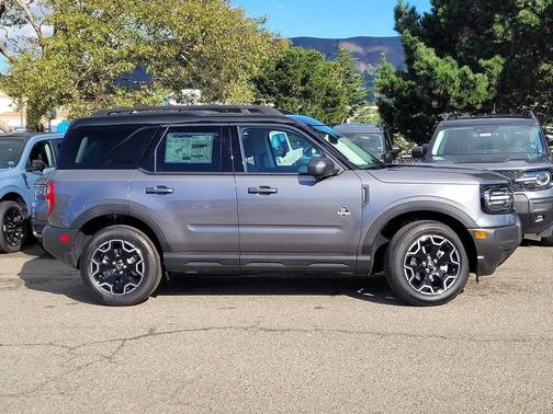 Carbonized Gray Metallic 2025 Ford Bronco Sport Outer Banks