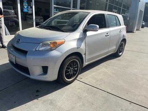 2013 Scion xD Base