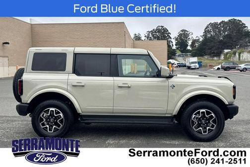 Desert Sand 2025 Ford Bronco Outer Banks