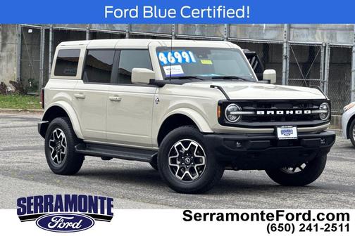Desert Sand 2025 Ford Bronco Outer Banks
