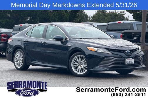Midnight Black 2019 Toyota Camry Hybrid XLE