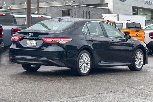 Midnight Black 2019 Toyota Camry Hybrid XLE