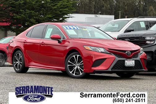 2019 Toyota Camry SE