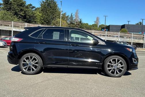 2017 Ford Edge Sport