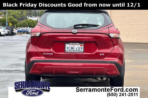 2023 Nissan Kicks SR