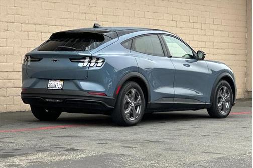 2023 Ford Mustang Mach-E Select